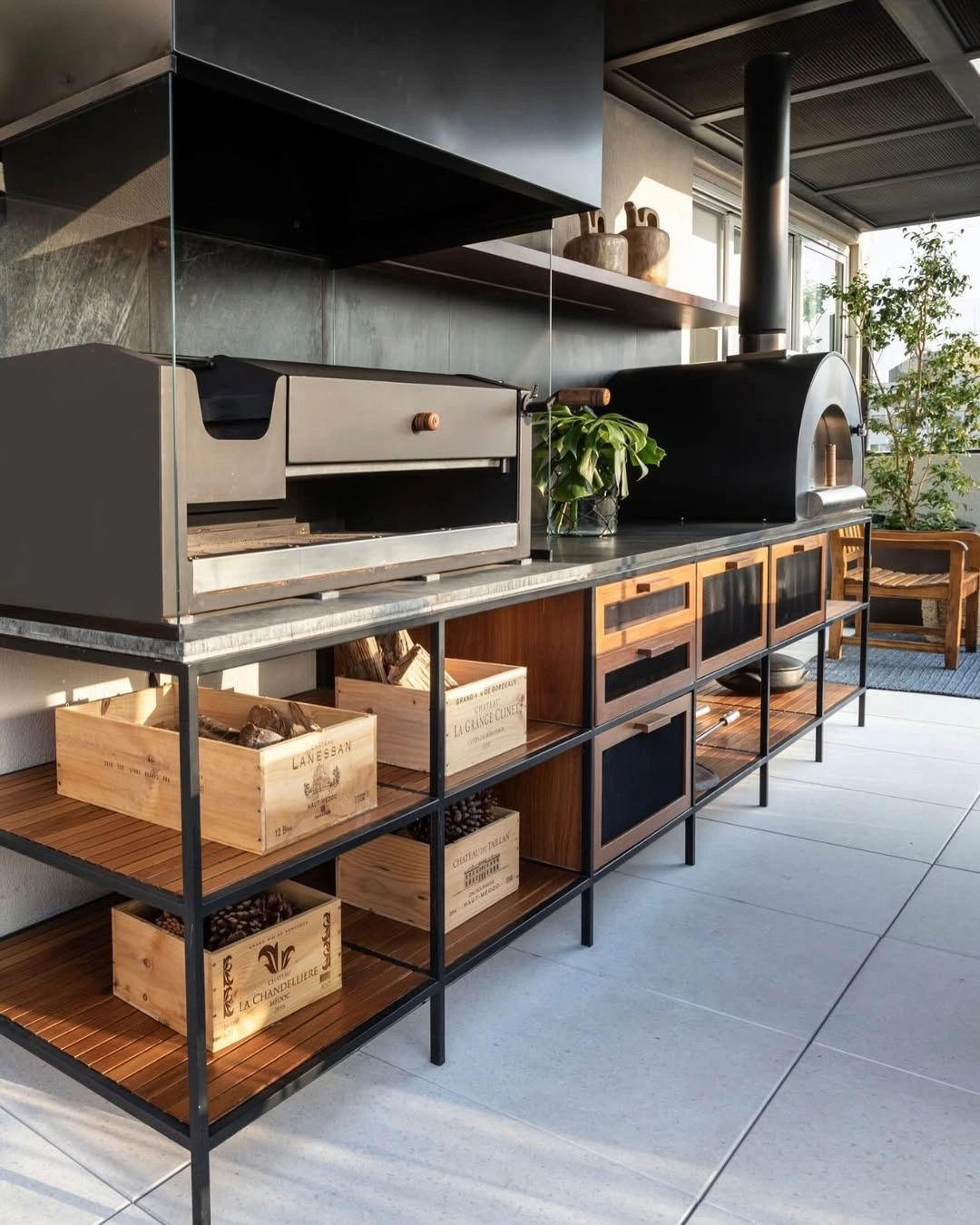 Coifa Coplan personalizada em ambiente gourmet